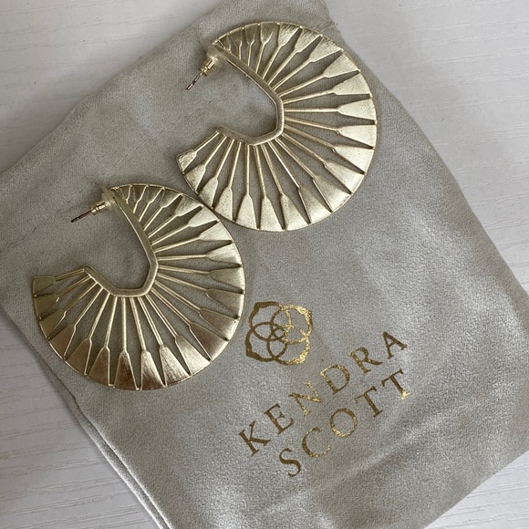 Kendra Scott Jewelry - Kendra Scott - Deanna hoops